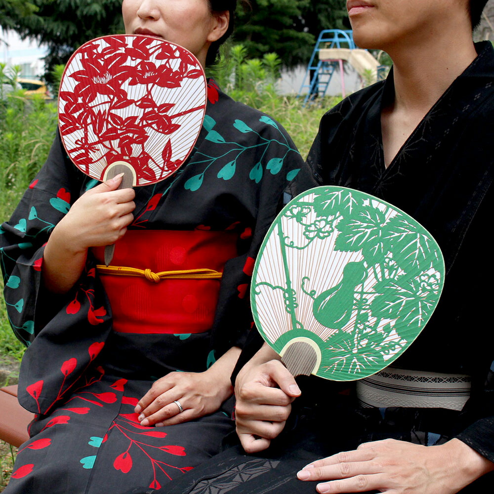 楽天市場】高級団扇 伝統工芸品 涼美 丸型 都うちわ 名入れ彫刻可