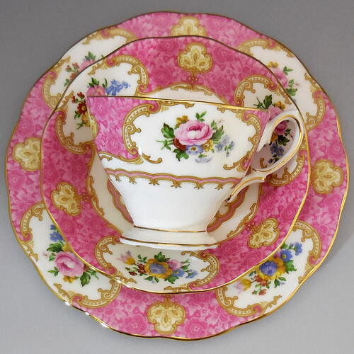 楽天市場】ロイヤルアルバート 英国製 Royal Albert レディー