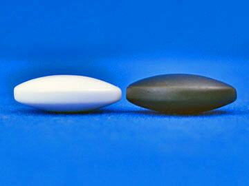 楽天市場】囲碁 硬質ガラス碁石 新生 桜 厚み約7mm 白石180粒 黒石181