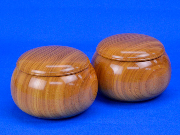 楽天市場】囲碁セット 宮崎県日向産本榧1寸9分ハギ卓上碁盤セット(蛤