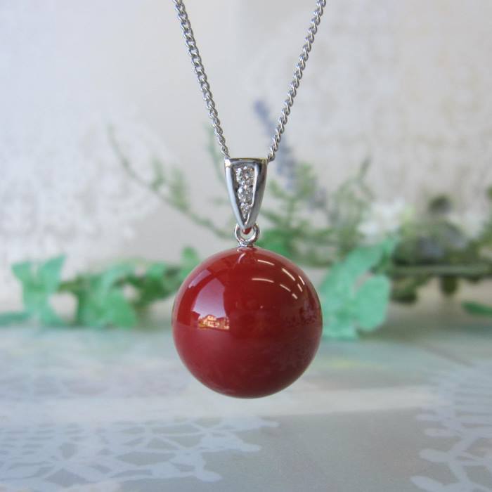 楽天市場】日本 高知産血赤珊瑚 丸玉 デザイン ペンダントトップ 16.7
