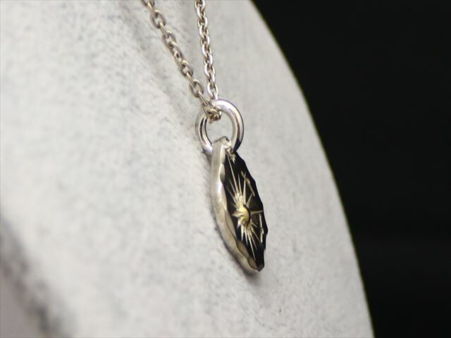 楽天市場】太陽 ペンダント トップ 矢じり型 S シルバー アメカジ