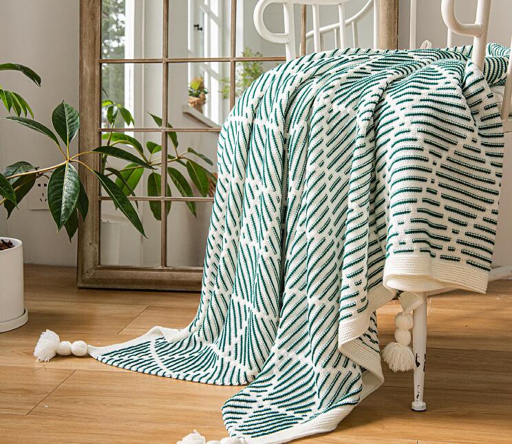 楽天市場】フリンジ付きブランケット 北欧 大判 おしゃれ ベッドスロー