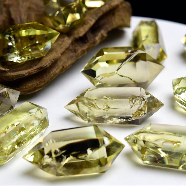 楽天市場】虹入り シトリン ダブルポイント 両剣黄水晶 □種類お任せ