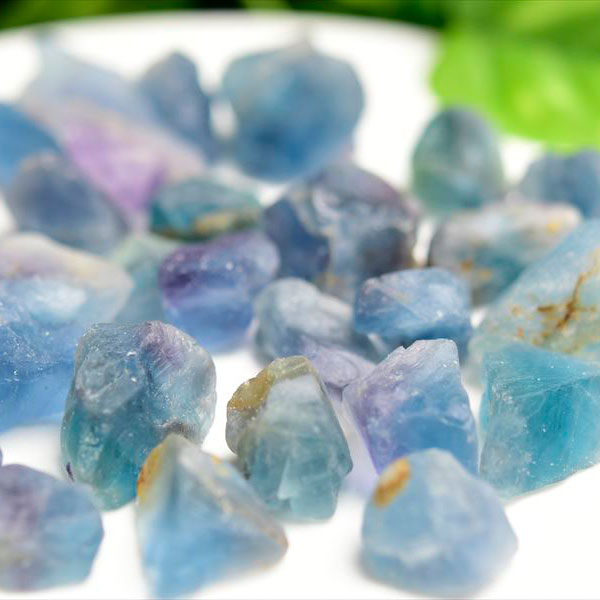 楽天市場】ブルーフローライト ラフ原石 格安・お買い得 約300gセット