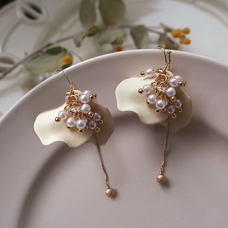 楽天市場】【2個】アクリル花びらパーツ ペタル 夏 アクリルチャーム