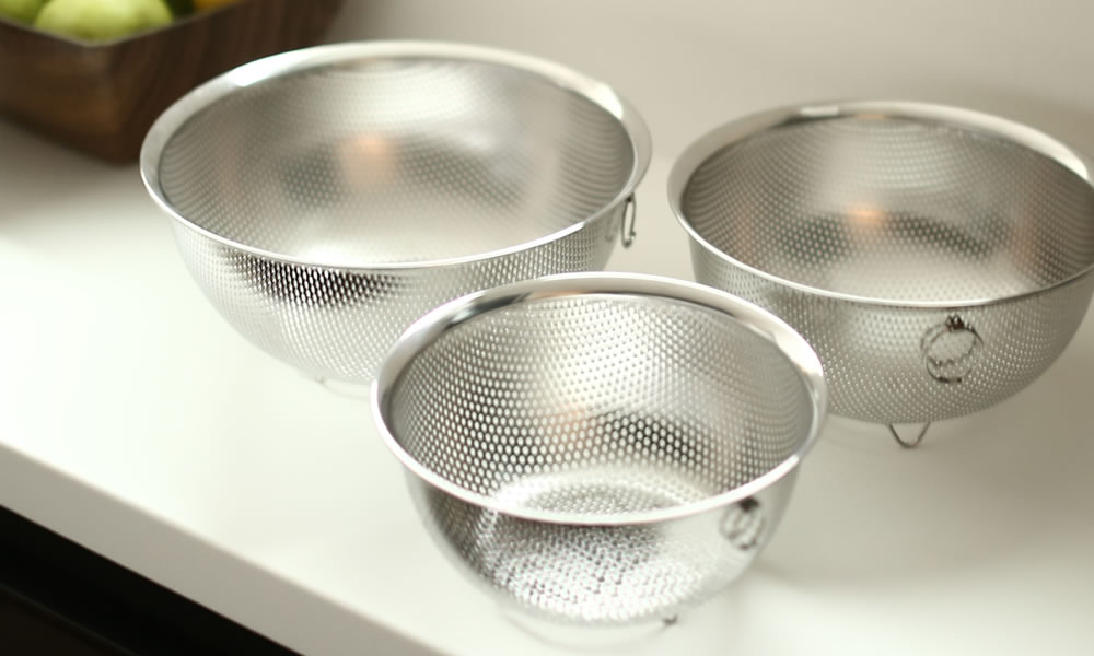 楽天市場】SUIグート スタッキング パンチングざる3点セット 17cm/20cm