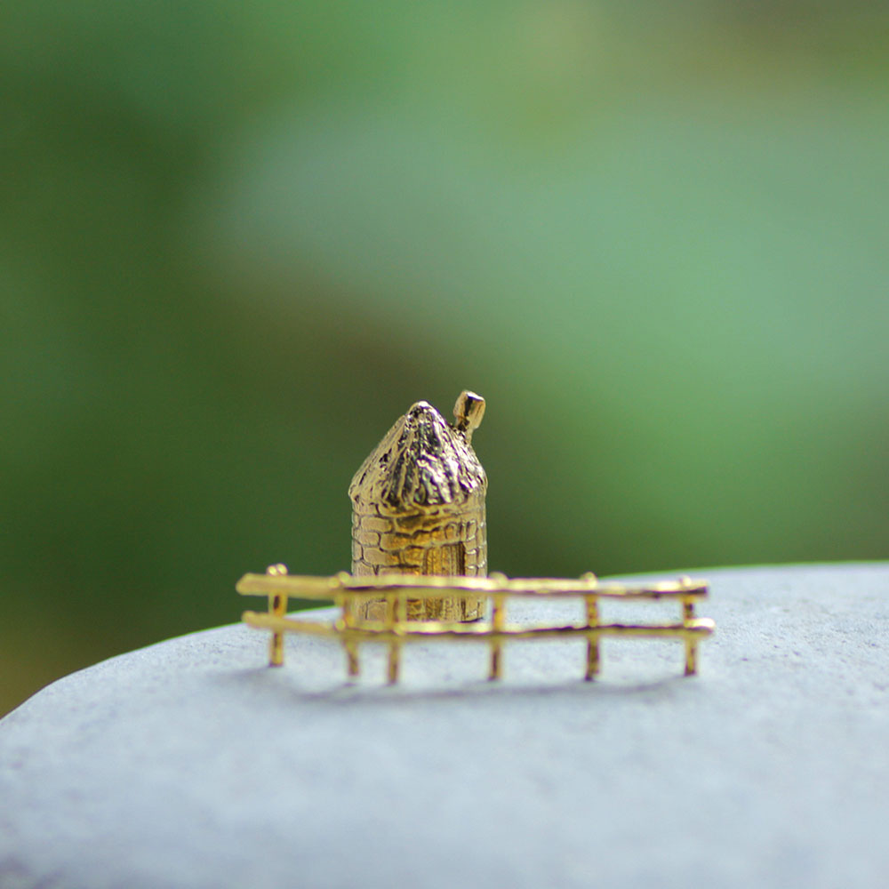 楽天市場】穀雨 どこか遠くにある街 羊飼いの納屋 ( こくう オブジェ