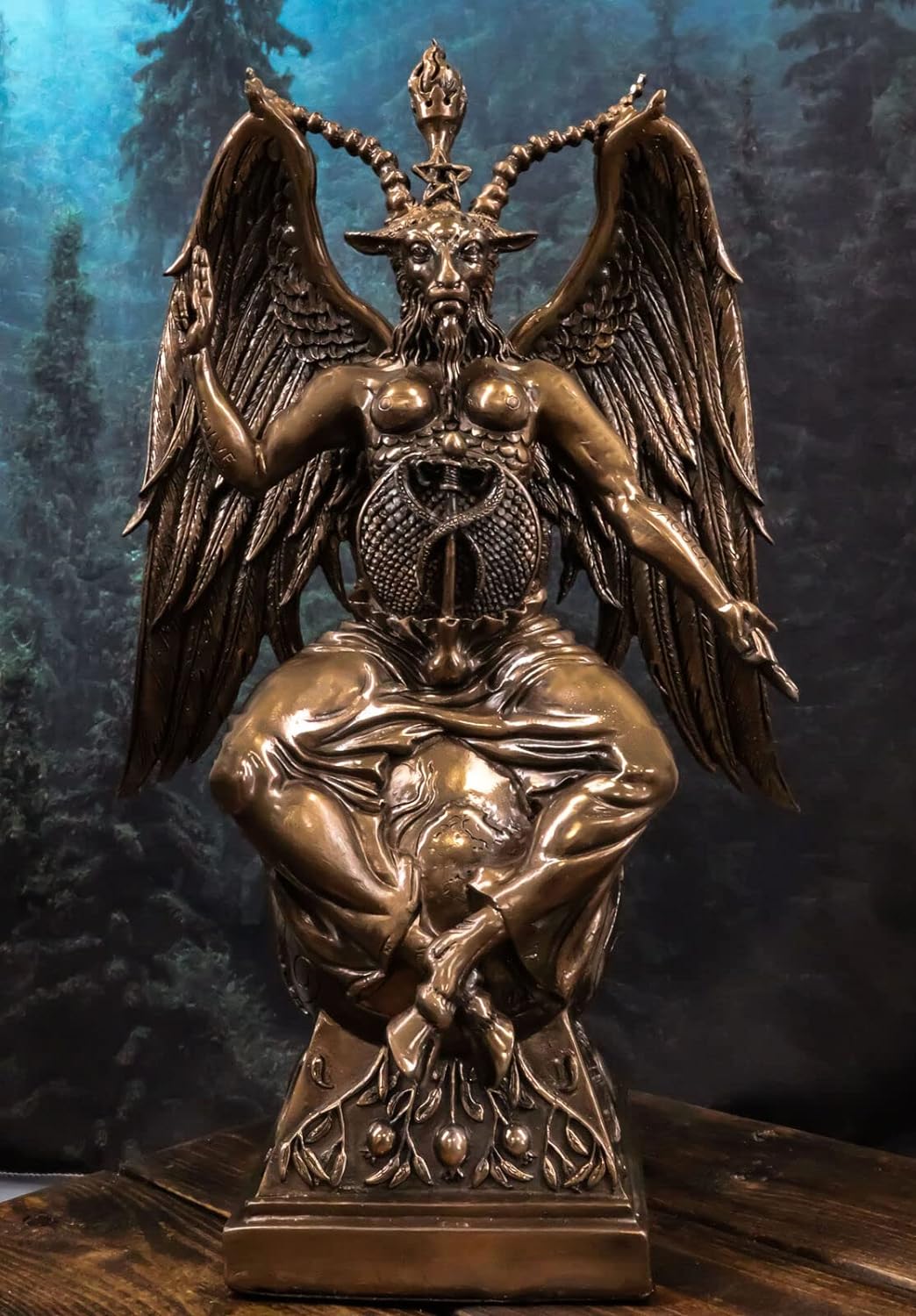 楽天市場】エブロス製 高さ 約38cm 地球の上に座った、バフォメット