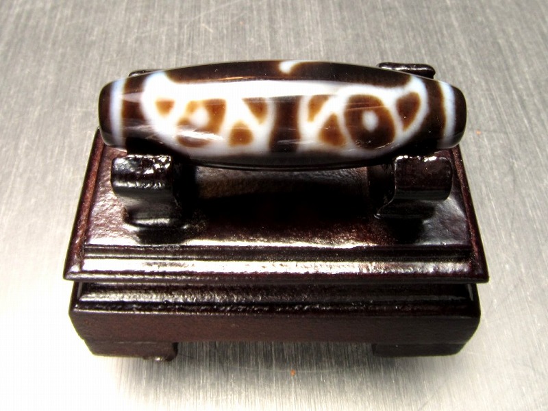 楽天市場】【龍仏眼 梵字天珠】36mm-39mm前後 1個売り チベット発祥の