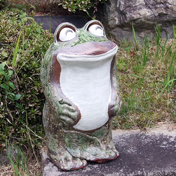 楽天市場】【ポイント10倍】信楽焼き 笑い目立蛙（大）縁起物カエル お