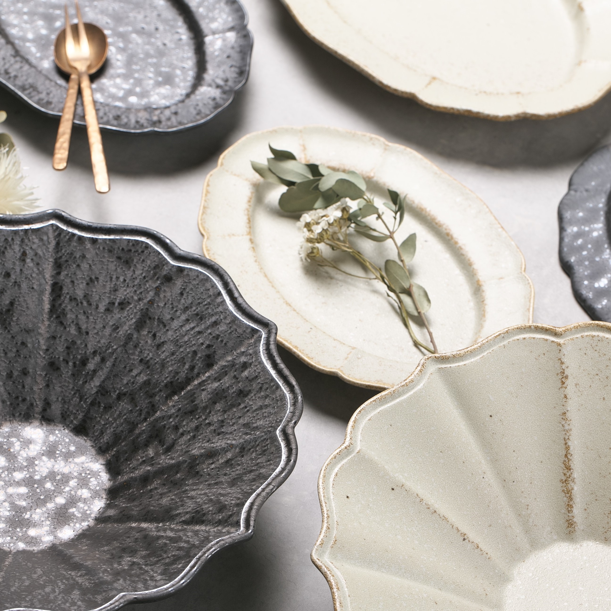 楽天市場】【 Rin花 リンカ 楕円皿 20cm 】【 Ecru エクリュ 】 白花