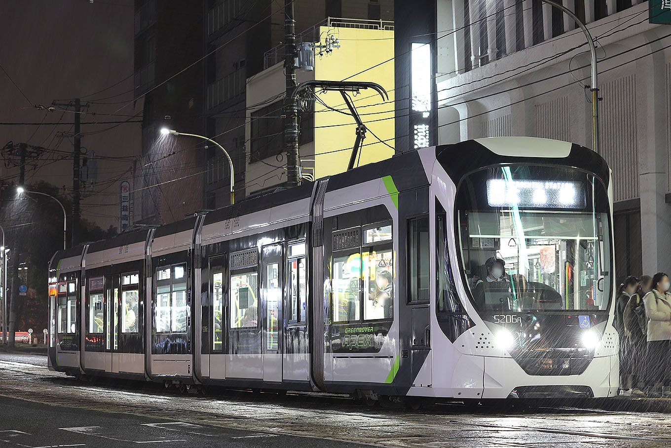 広島電鉄 5200形5206ACEDB | 路面電車と鉄道の写真館