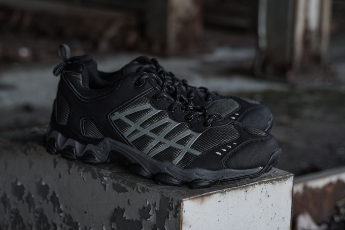 Dead Stock -Russian Military Trainer- | twelve blog