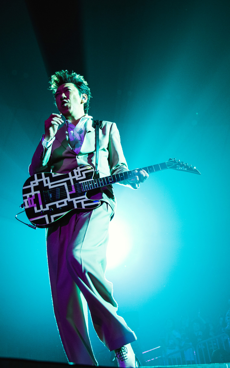 ライブレポート】布袋寅泰『HOTEI Paradox Tour 2017 The FINAL 〜Rock