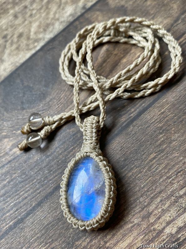 1点物高品質 ブルームーンストーン ペンダント シンプルネックレス