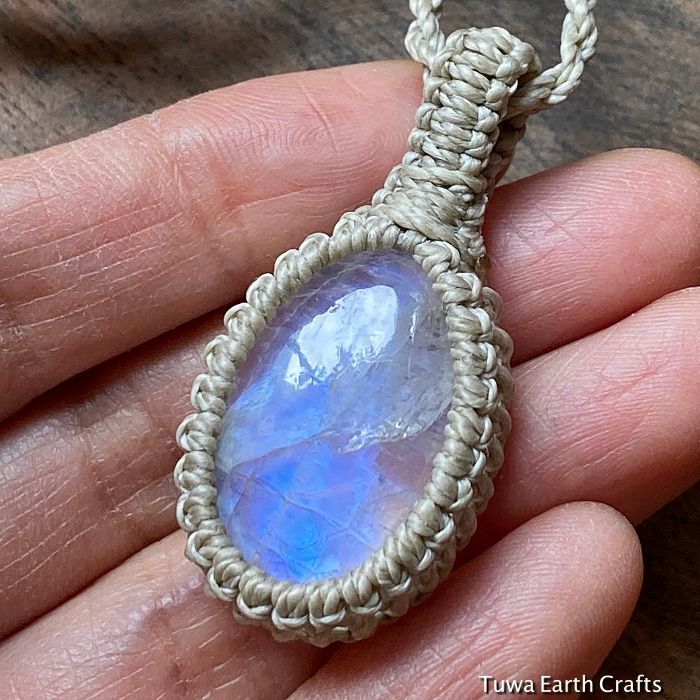 1点物高品質 ブルームーンストーン ペンダント シンプルネックレス