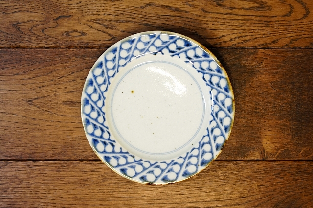 砥部焼 中田窯 5寸リム皿 （すずらん） | 内田屋通販