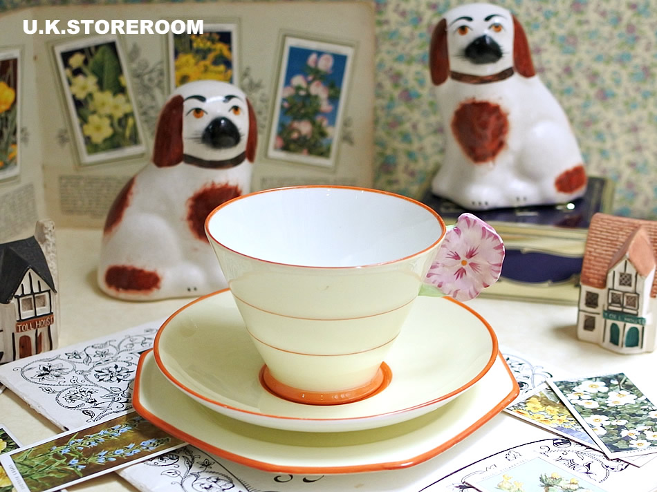 UKストアルームPA102 Paragon パラゴンフラワーハンドル ティートリオ