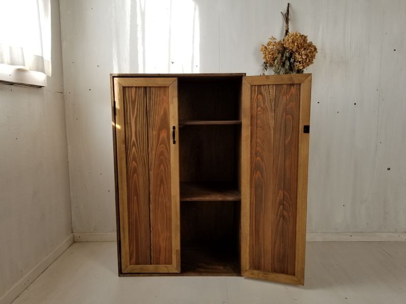 ナチュラルテイスト キャビネット 観音開きタイプ 扉付 収納棚 木の扉