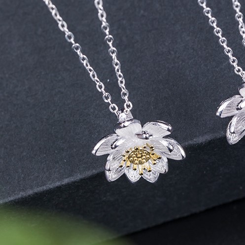 蓮の花のペンダント プレゼント ご褒美 N040 | オリジナルアクセサリー