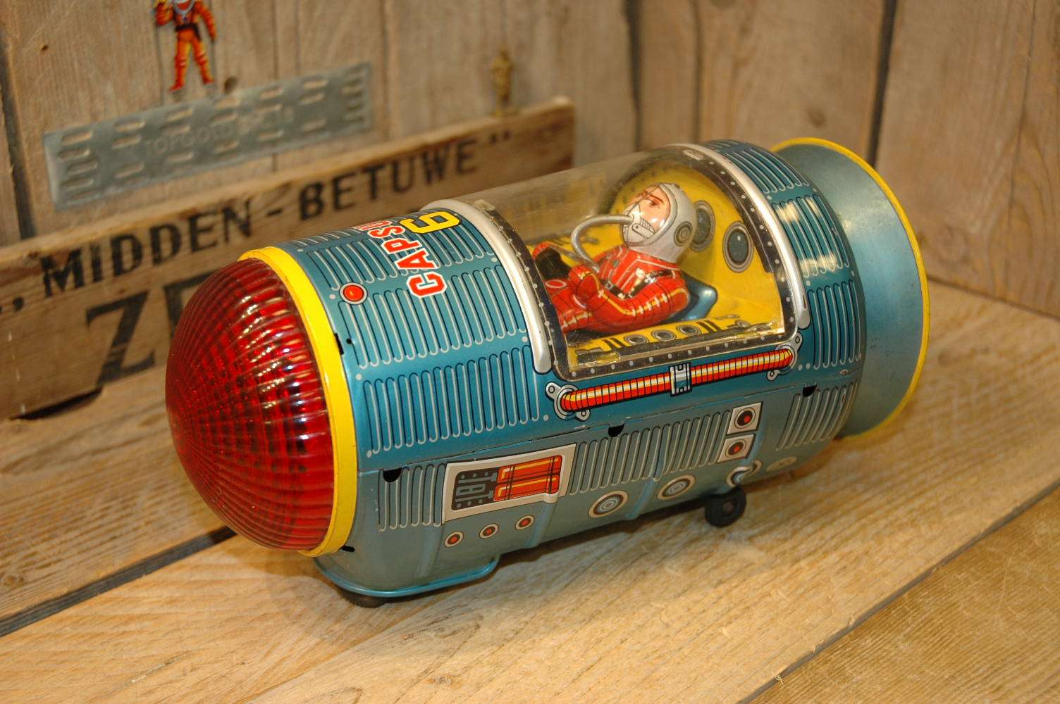 Modern Toys - Space Capsule 6 - Vintage Spacetoys