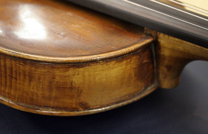 ニスは塗り直した方がいい？？？ | 「あおいくま」日記 | バイオリンに