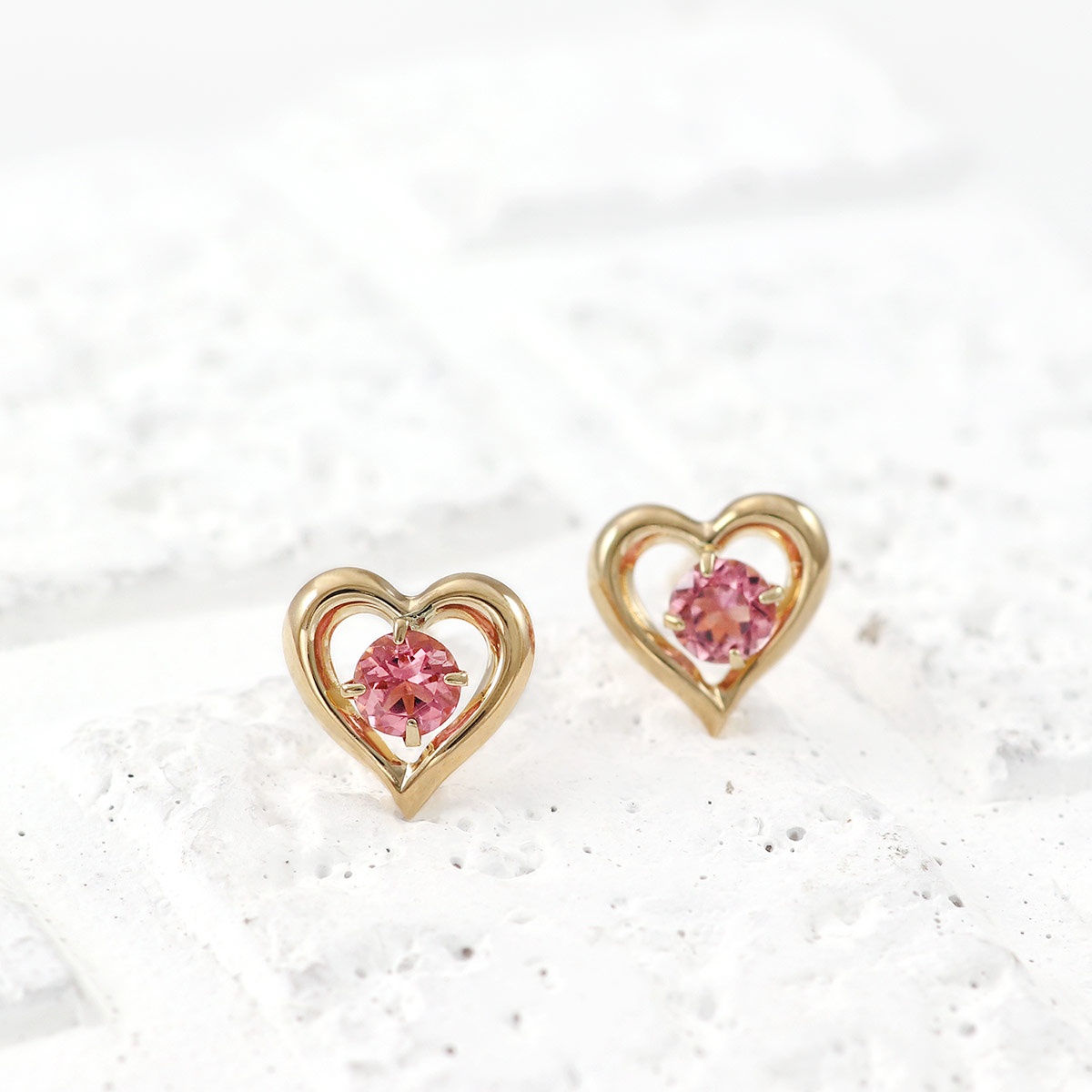 アクセサリーのプレゼント K18YG ピンクトルマリン ハートピアス 18金