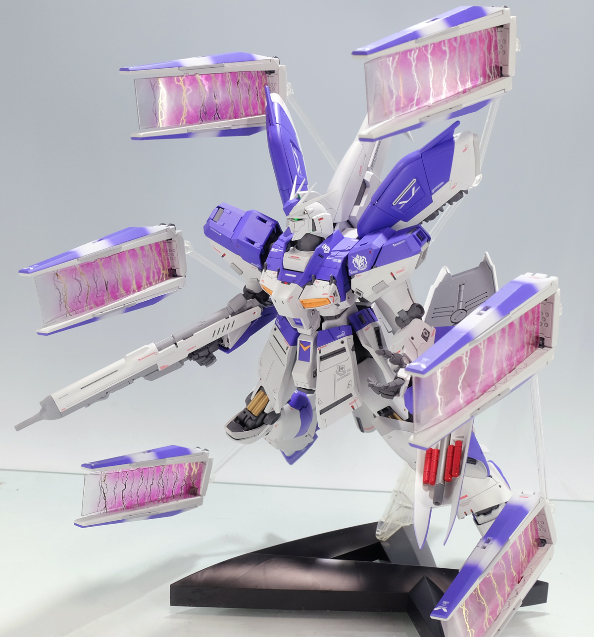 MG 1/100 Hi-νガンダム 