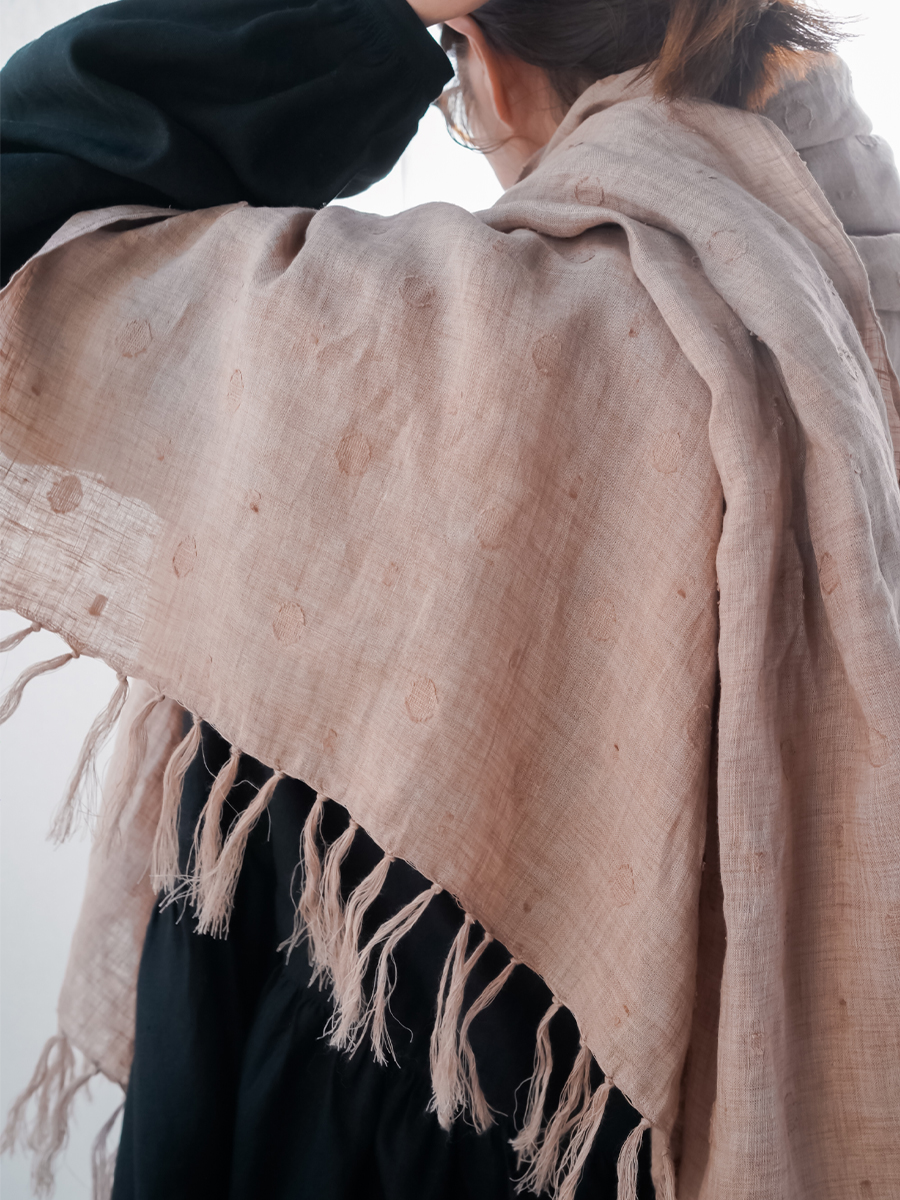 入門編】気づけば纏う、日常の安らぎ ドット柄 リネンストール ／ 4色
