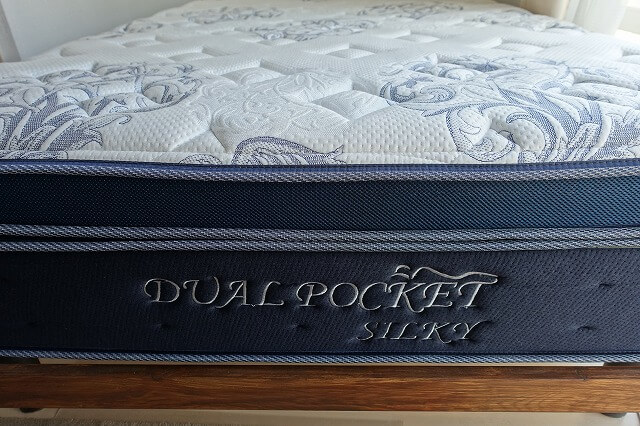 ニトリの一番かたいマットレス(DP-02 CR)デュアルポケットシルキーで
