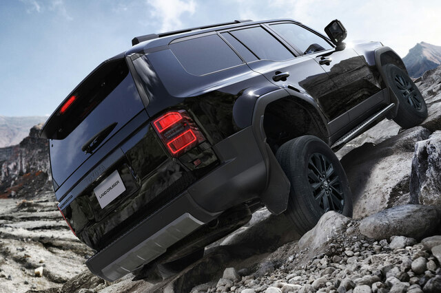 トヨタが新型SUV「ランドクルーザー“250”シリーズ」を発売 【ニュース