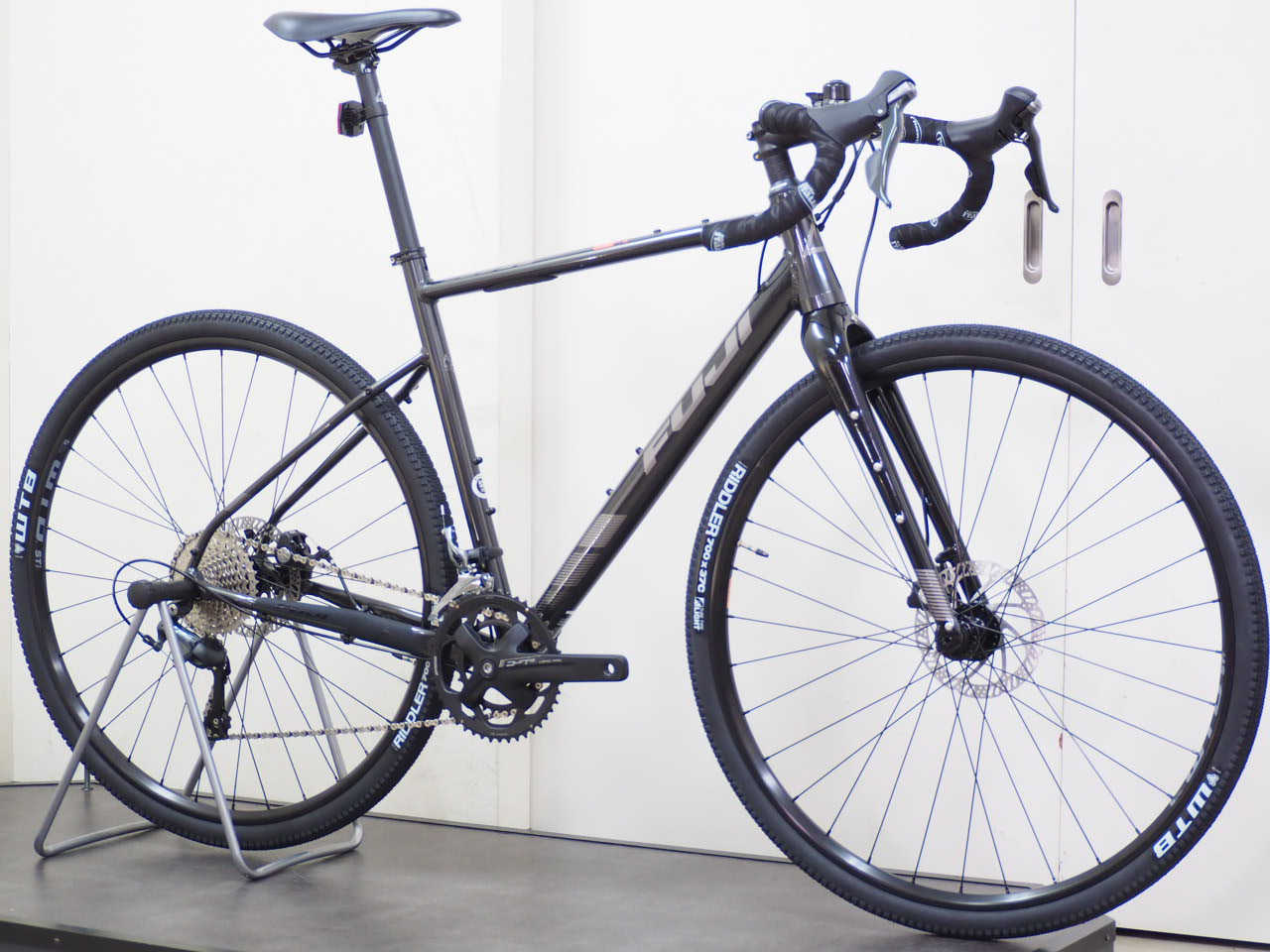 FUJI(フジ)|2024 サイクルショップカンザキ吹田店 ロードバイク