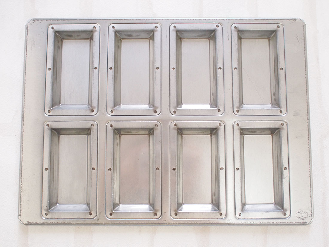 松永製作所 シルバーフィナンシェ天板 8P | フィナンシェ型 | お菓子