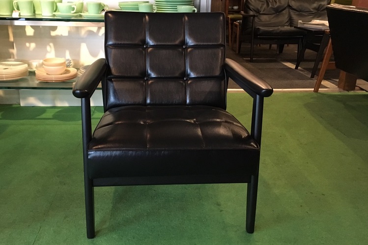 カリモク60 Kチェア1シーター（ブラックブラック） | collect