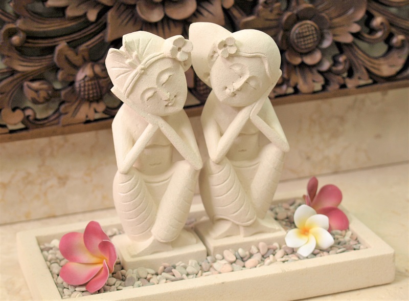 玄関用インテリアに人気！石彫りの置物《1700セット突破》｜Cocobariコラム