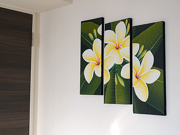 絵画 インテリア】お花 プルメリア(3連)(50×60cm)の販売通販｜バリ雑貨