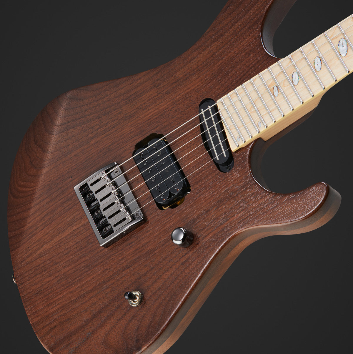 Horus-WB-FX EF/MF – Caparison Guitars