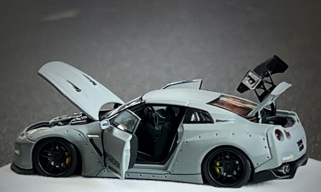 PGM 1:64 Nissan Rocket Bunny GTR R35 Combat Grey 