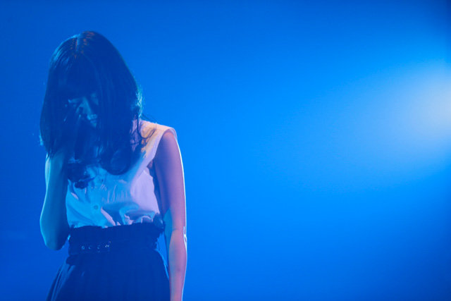 前田敦子、初のワンマン・ライヴを開催 - CDJournal ニュース