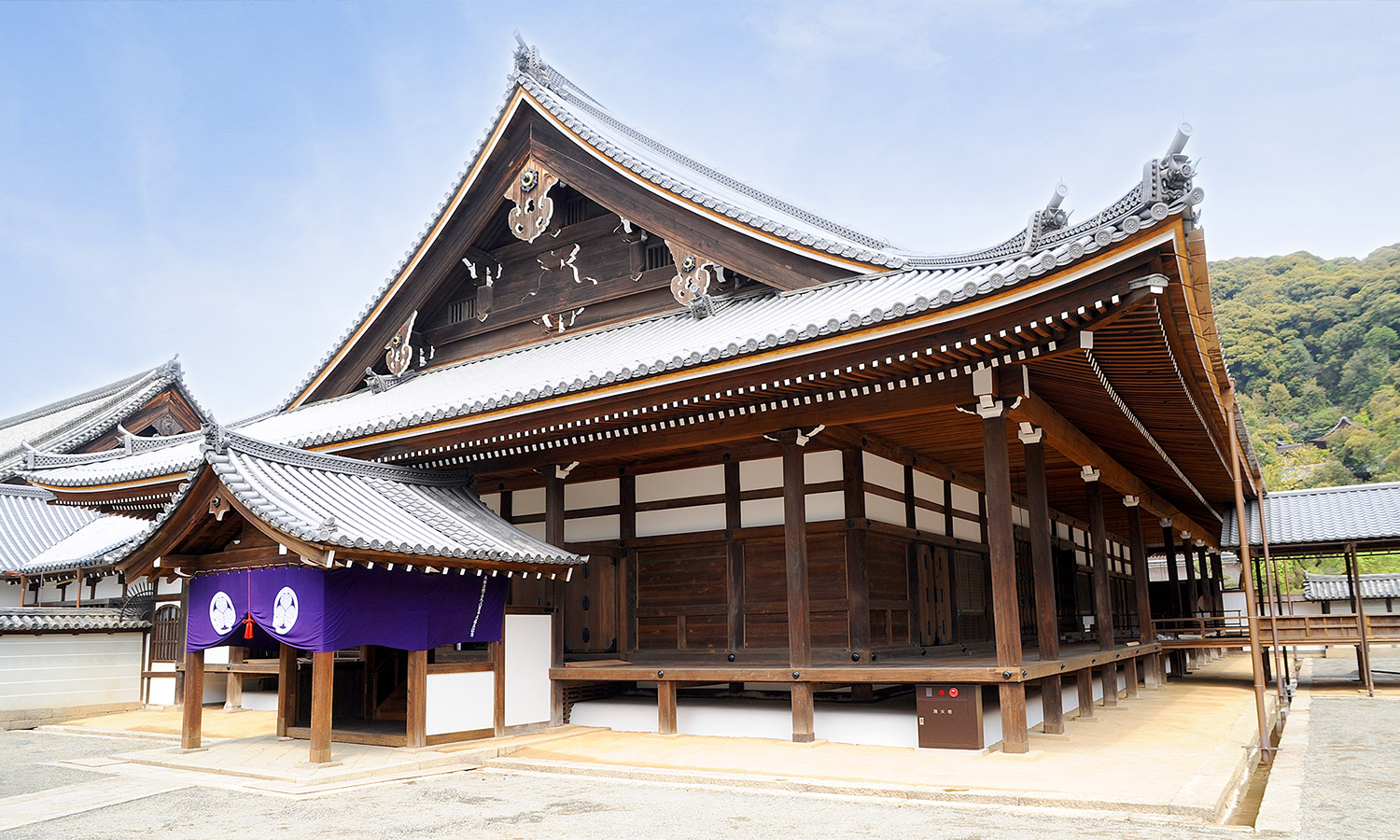 集会堂【建造物】 - 歴史と見どころ｜浄土宗総本山 知恩院