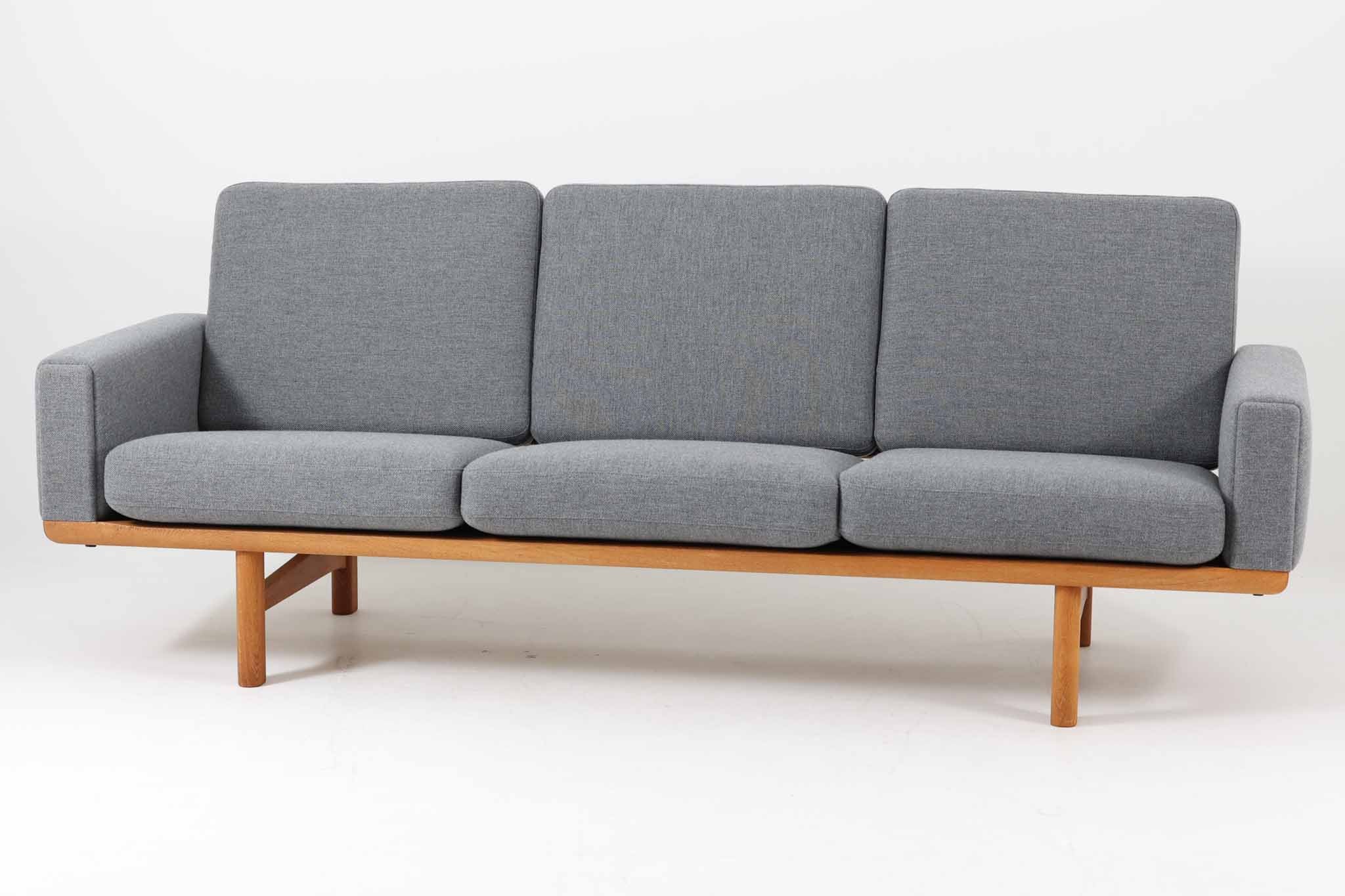 Hans J.Wegner(ハンス・J・ウェグナー) GE236 トリプルソファ オーク材