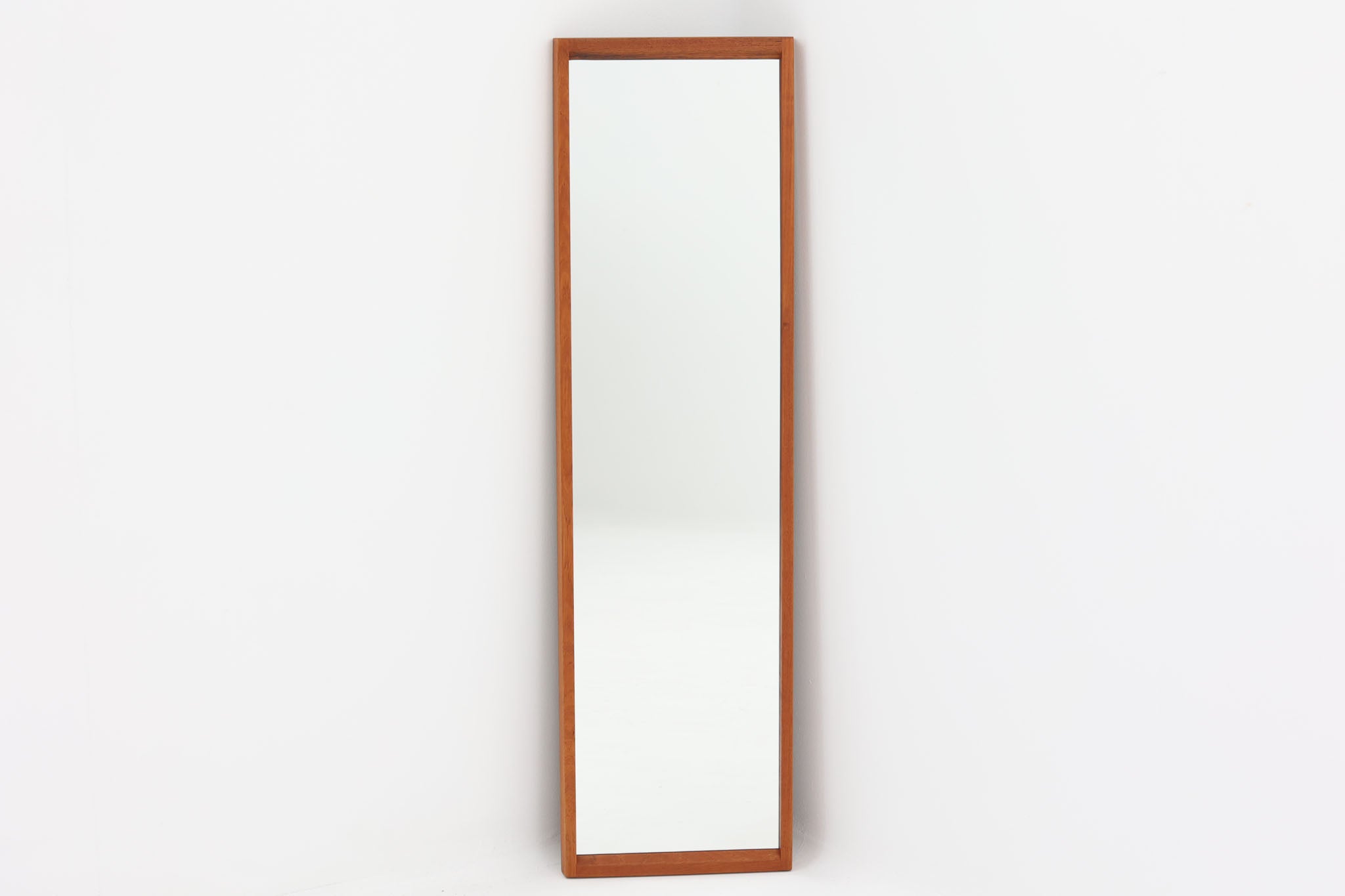 北欧ビンテージ アクセサリー ミラー | 洗練されたデザインと実用性が