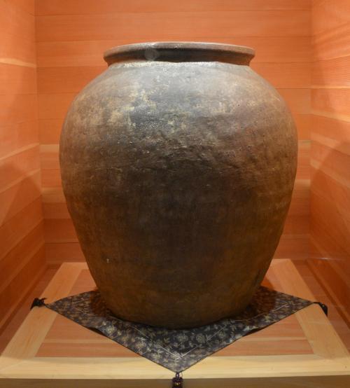 備前焼大甕 - わがまちの文化財 - 大洲市ホームページ