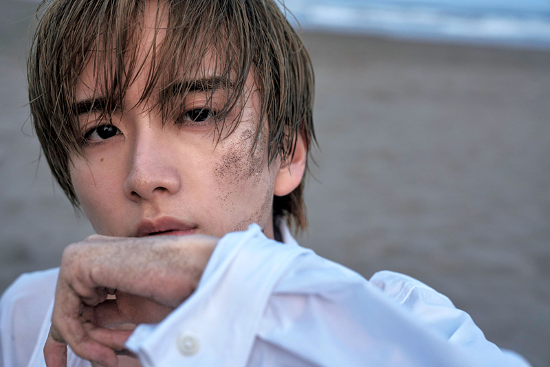 板垣李光人 20th Anniversary photobook『Interlude』12月24日(土)発売