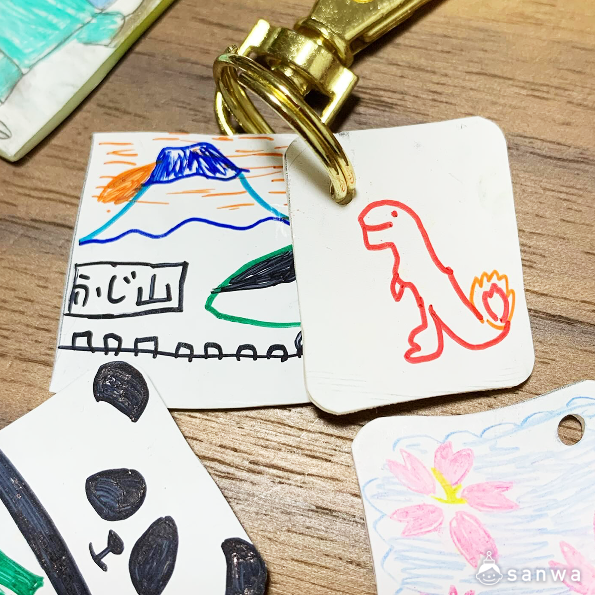 白色プラ板】シュリンクシート【4枚組】（作って飾れる工作, 素材