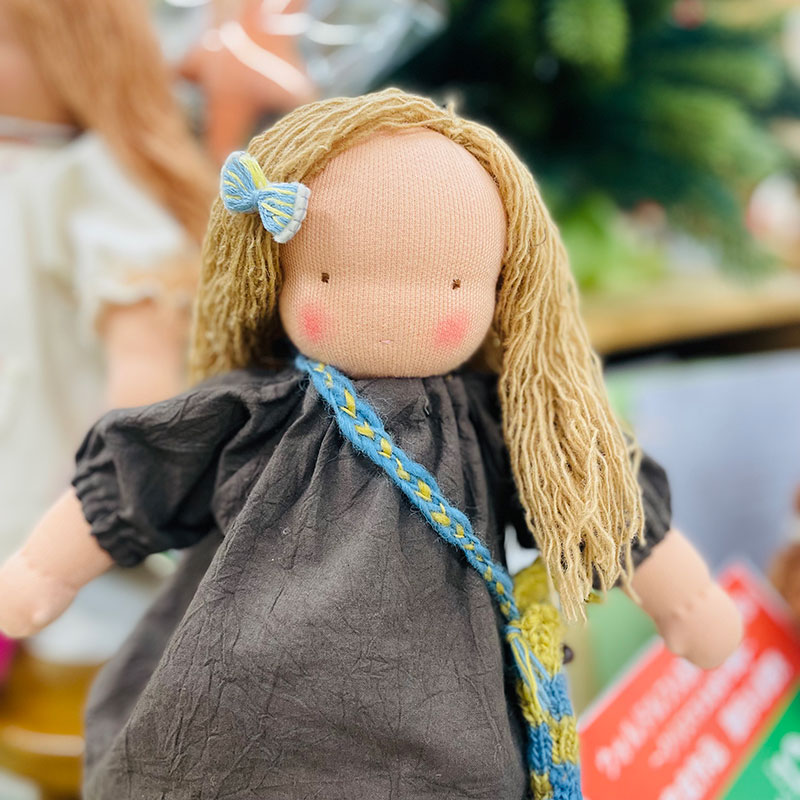 12/1-1/18】「ウォルドルフ人形 ちいさな作品展2025／ウォルドルフ人形