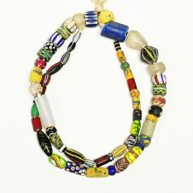 アフリカ・アンティーク トンボ玉 ビーズ (u334-12) - アフリカ雑貨店