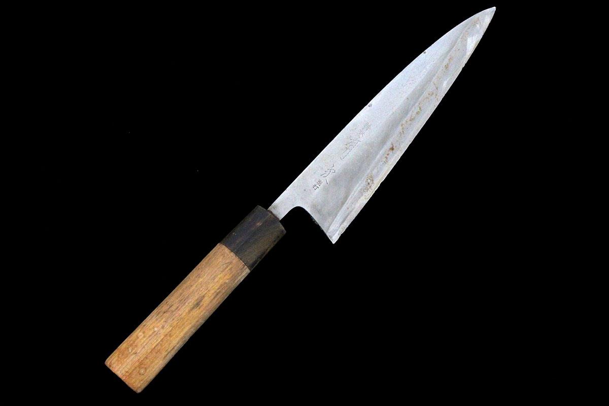 出刃包丁 霞 七寸 青鋼 特製 別打 朴柄 KN02-A10234-2L1C | 有次