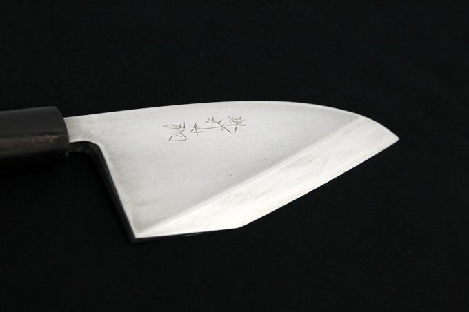 九州裂 出刃型 鰻裂 和包丁 四寸 霞 青鋼 水牛朴丸柄 箱付 O585-2E3A